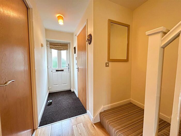 4 Bedroom Semi-Detached House For Sale In Dalton Drive, Belper, DE56