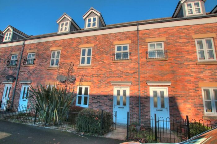 3 Bedroom Terraced House To Rent In Cemetery Road, Old Durham Road, Gateshead, NE8