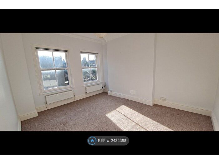 1 Bedroom Flat To Rent In Wellington House, Harrogate, HG2