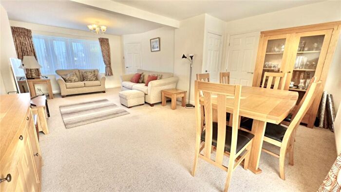 4 Bedroom Detached House For Sale In Pullman Close, Wirral, Merseyside, CH60