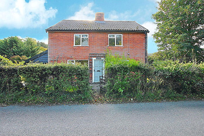3 Bedroom Cottage For Sale In Hargrave, Bury St. Edmunds, IP29