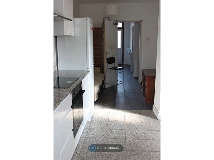 5 Bedroom Terraced House To Rent In Filton Avenue, Horfield, Bristol, BS7