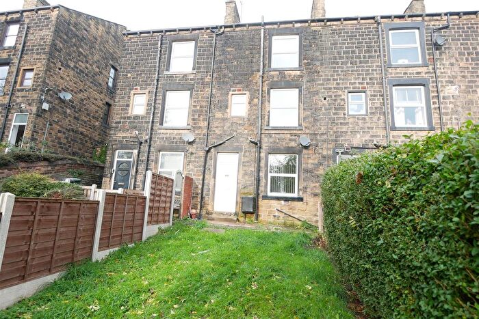 2 Bedroom Terraced House To Rent In New Bank Street, Morley, LS27