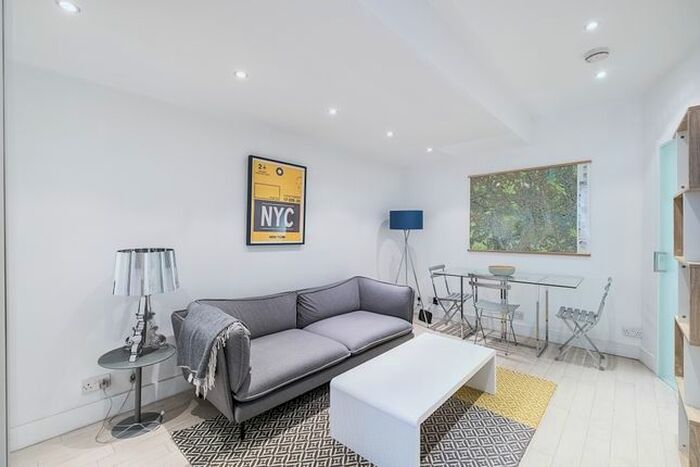 1 Bedroom Flat To Rent In Sloane Gardens, London, SW1W