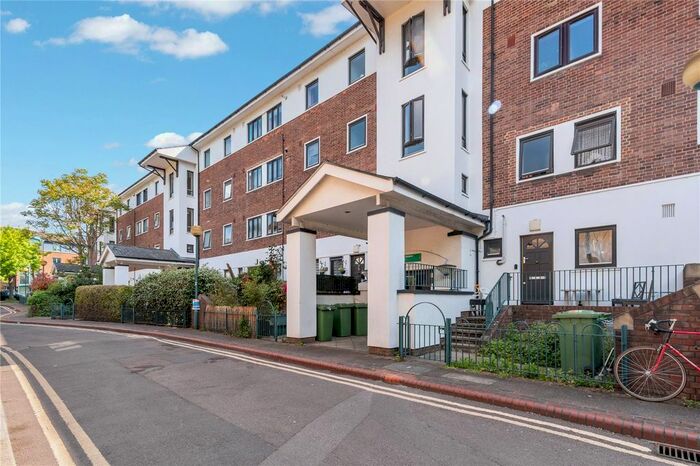 1 Bedroom Flat To Rent In Tiber Gardens, Islington, London, N1