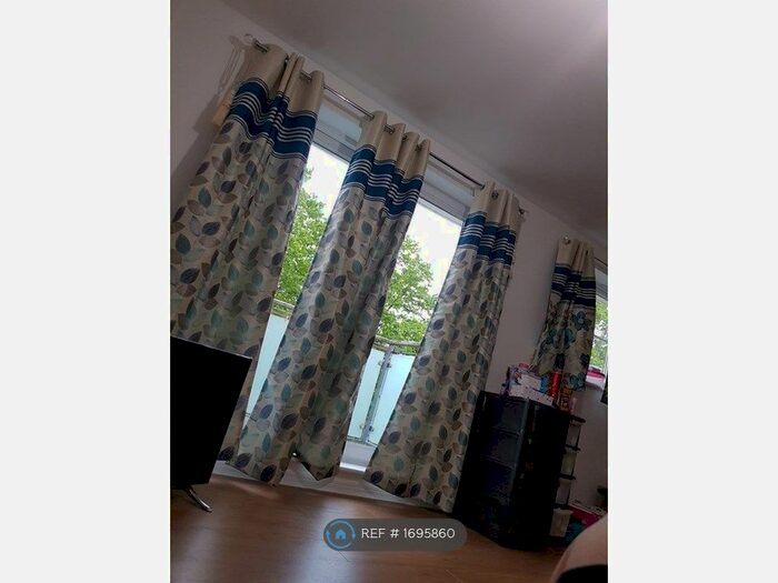 1 Bedroom Flat To Rent In Clark Grove, Ilford, IG3