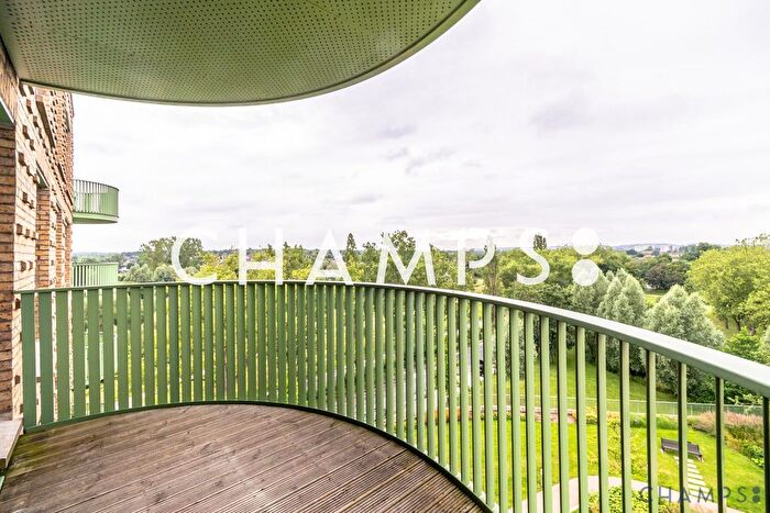 Studio For Sale In Grayston House, Kidbrooke, London, SE3