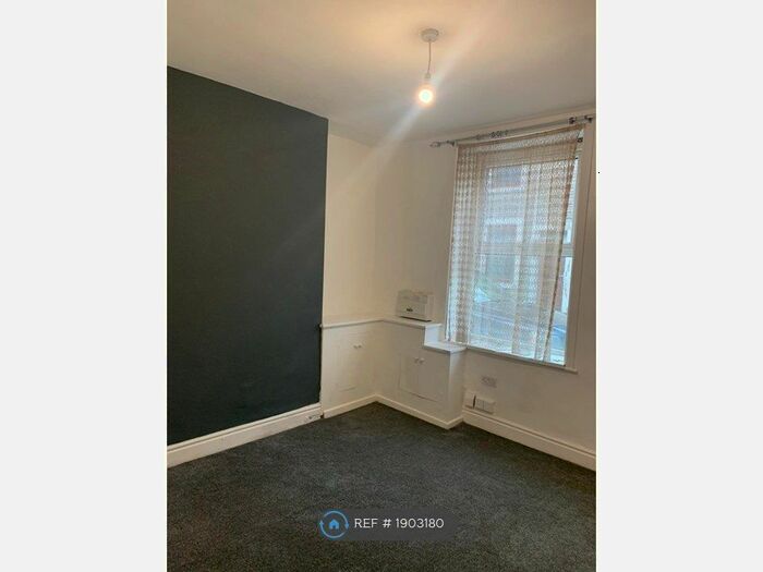 2 Bedroom Terraced House To Rent In Laithe Street, Burnley, BB11