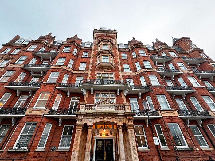 2 Bedroom Flat To Rent In Earl's Court Square, London, SW5