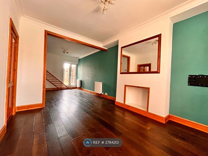 4 Bedroom Terraced House To Rent In Upper Holly Hill Road, Belvedere, DA17