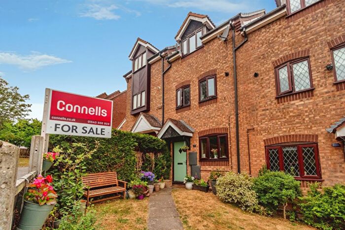 3 Bedroom Property For Sale In Almond Close, Heath Hayes, Cannock, WS11