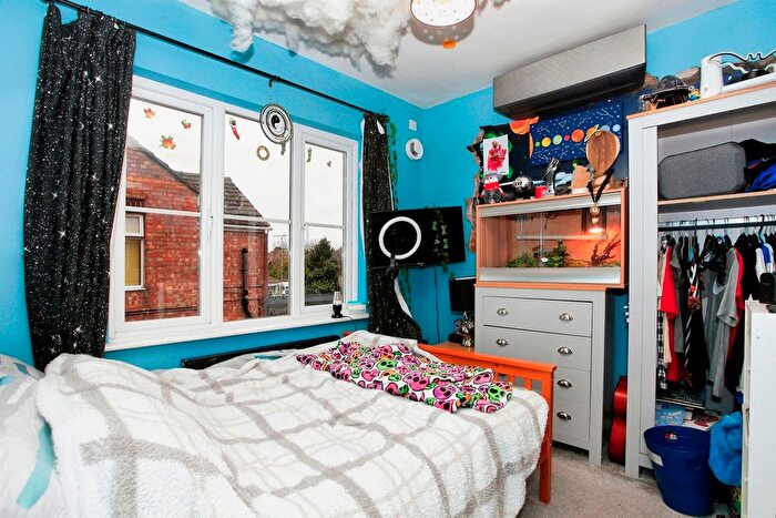 2 Bedroom Semi-Detached House For Sale In Lincoln Road, Werrington, Peterborough, PE4
