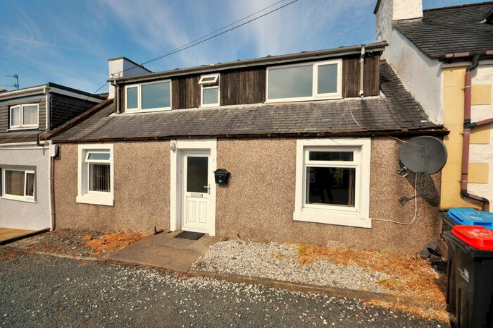 3 Bedroom Cottage For Sale In North Street, Glenluce, DG8