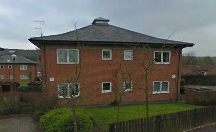 Flat To Rent In Ash House, Vicars Court, NG21