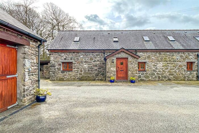 3 Bedroom End Of Terrace House For Sale In Llansadwrn, Menai Bridge, Isle Of Anglesey, LL59