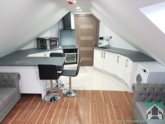 3 Bedroom Apartment To Rent In Bournbrook Road, Birmingham, B29