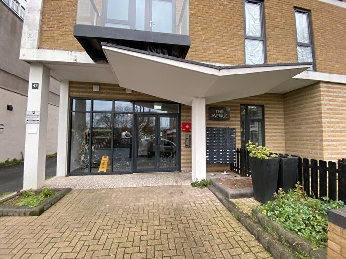 1 Bedroom Flat For Sale In Victoria Avenue, Southend-on-sea, SS2