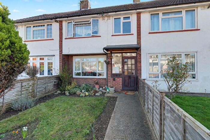 3 Bedroom Terraced House For Sale In Bower Way, Cippenham, Berkshire, Hx, SL1