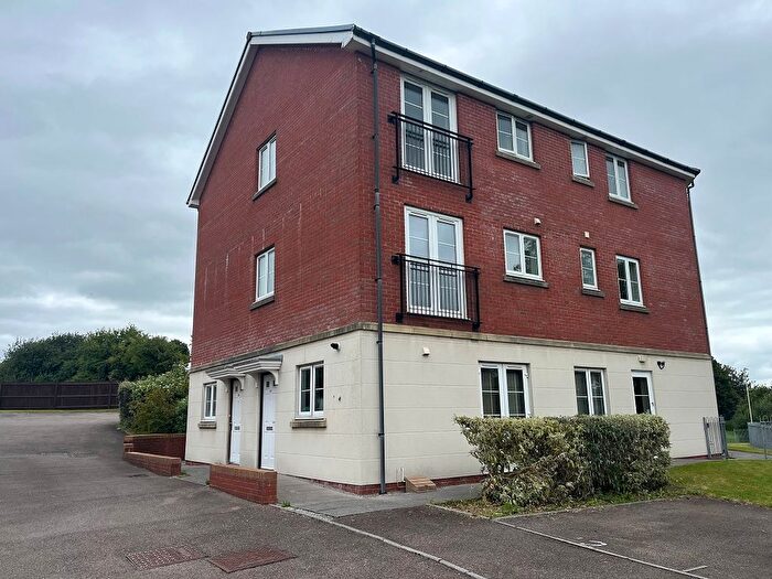 2 Bedroom Flat For Sale In Skylark Road, North Cornelly, Bridgend, CF33