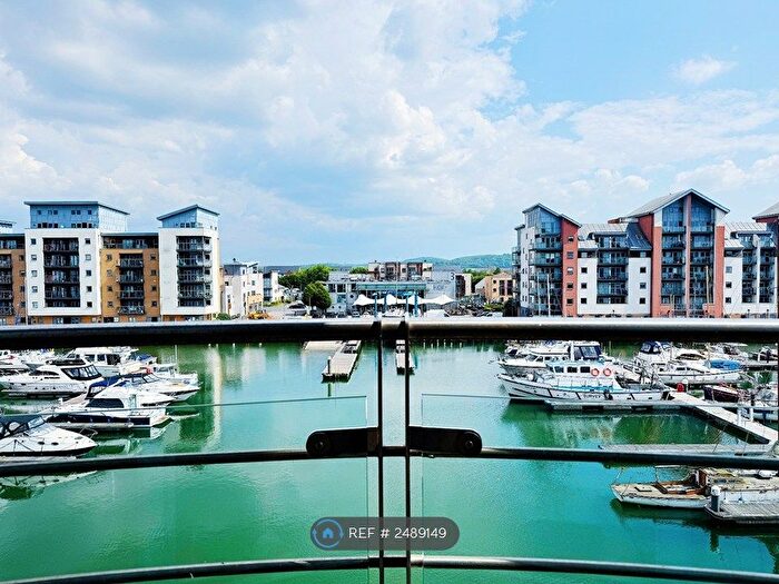 2 Bedroom Flat To Rent In Estuary House, Portishead, Bristol, BS20
