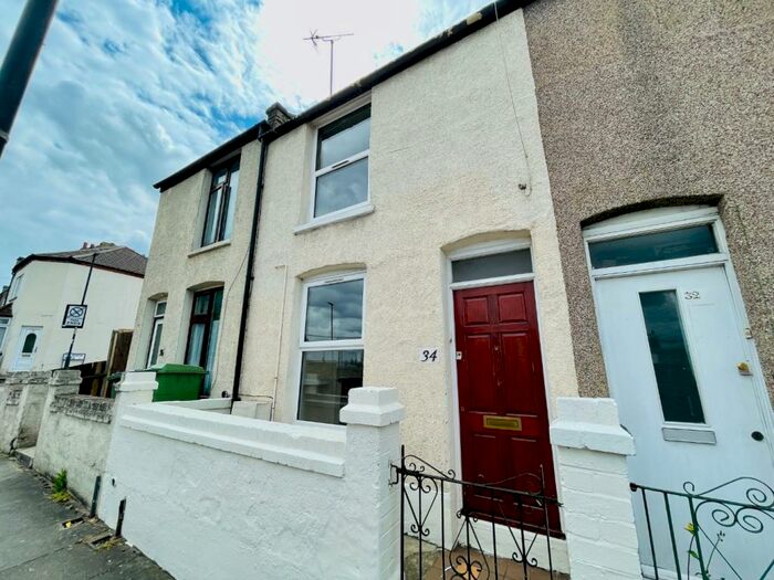 2 Bedroom Terraced House To Rent In Brewery Road, Plumstead, London, SE18