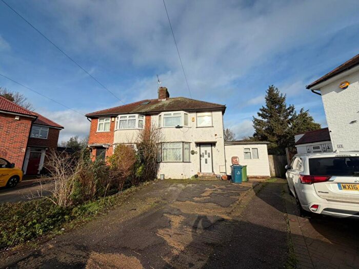 3 Bedroom Semi Detached House To Rent In Buckingham Gardens, Edgware, HA8