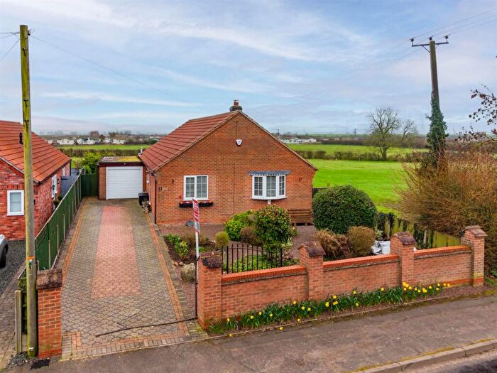 3 Bedroom Detached Bungalow For Sale In Sedgebrook Road, Allington, NG32