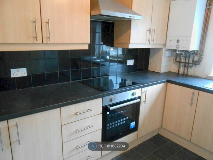 1 Bedroom Flat To Rent In Orchard Street, Galston, KA4