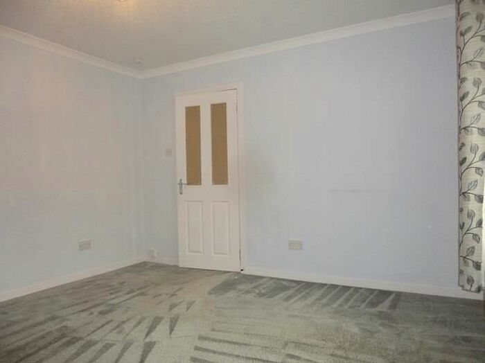 2 Bedroom Bungalow To Rent In Two Bedroom Bungalow With Garden, Neilston, East Renfrewshire, G78