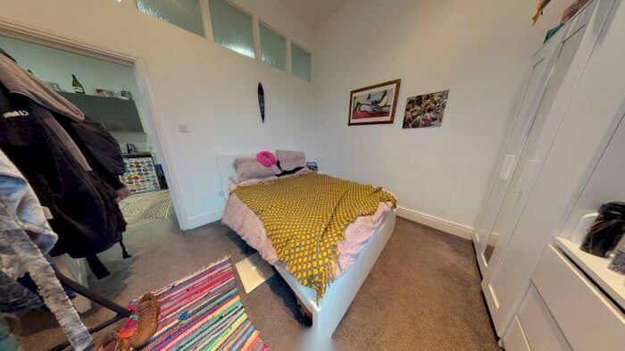 1 Bedroom Flat To Rent In Headingley Lane, Headingley, Leeds, LS6