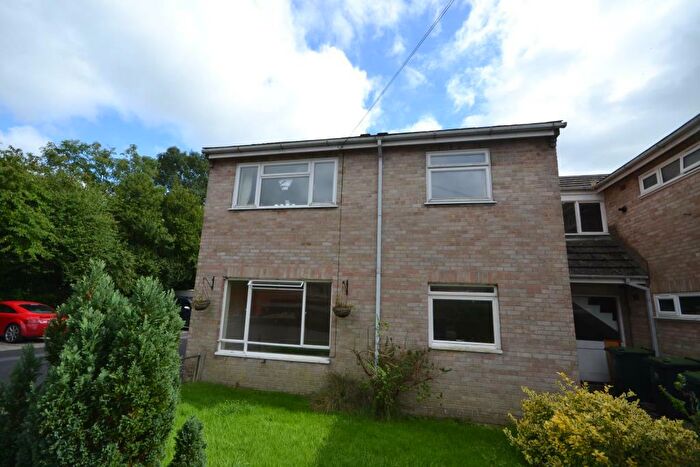 1 Bedroom Flat To Rent In Lindlar Close, Shaftesbury, Dorset, SP7