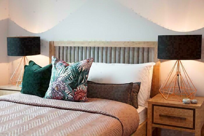 1 Bedroom Apartment To Rent In Weavers Quay, Old Mill Street, Manchester, M4