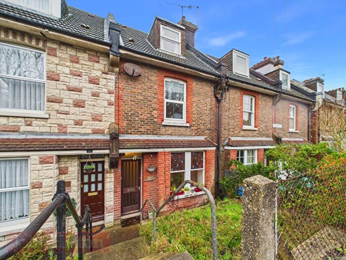 3 Bedroom Terraced House For Sale In St Helen's Road, Brighton, BN2