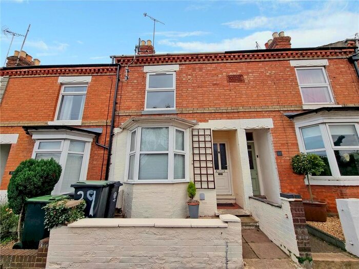 3 Bedroom Terraced House To Rent In North Street, Rushden, Northants NN10