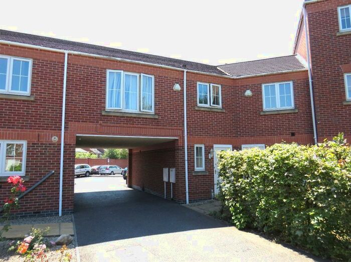 2 Bedroom Apartment To Rent In Grants Yard, Burton-On-Trent, DE14
