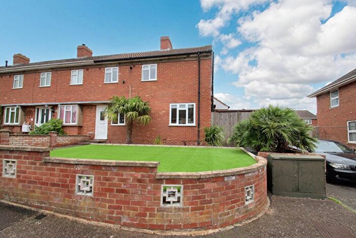 3 Bedroom End Of Terrace House For Sale In Snow Hill, Maulden, MK45