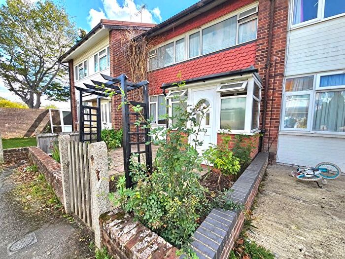 4 Bedroom Terraced House For Sale In Tamar Way, Langley, SL3