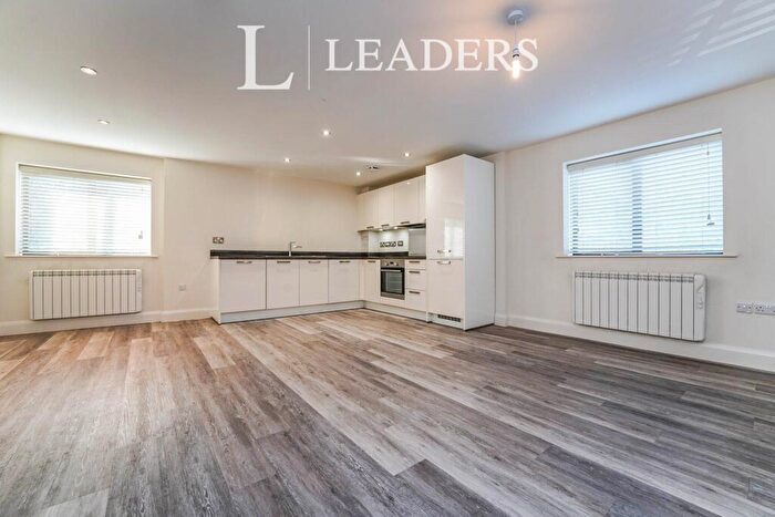 2 Bedroom Flat To Rent In Lamb Court, London Road, Tetbury, GL8