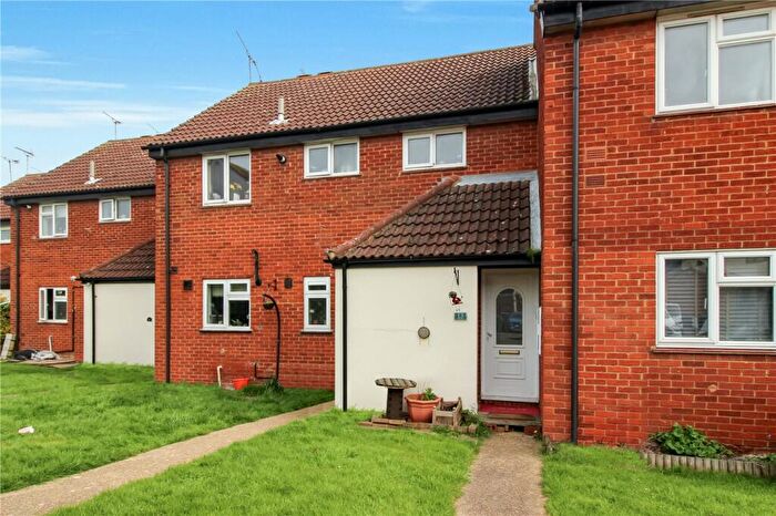 2 Bedroom Maisonette For Sale In Maydene, South Woodham Ferrers, Chelmsford, Essex, CM3