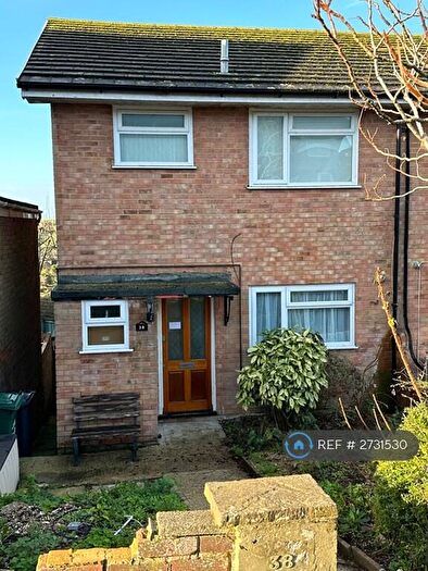 3 Bedroom Semi-Detached House To Rent In Batemans Road, Brighton, BN2