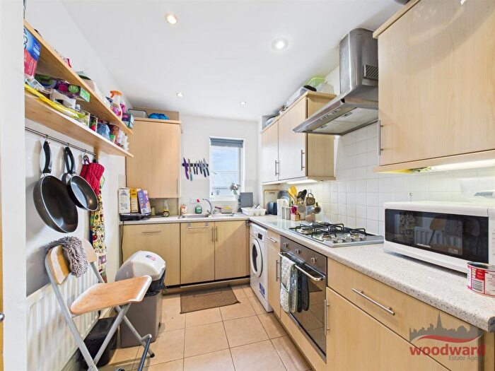 2 Bedroom Flat For Sale In Collapit Close, Harrow, HA1