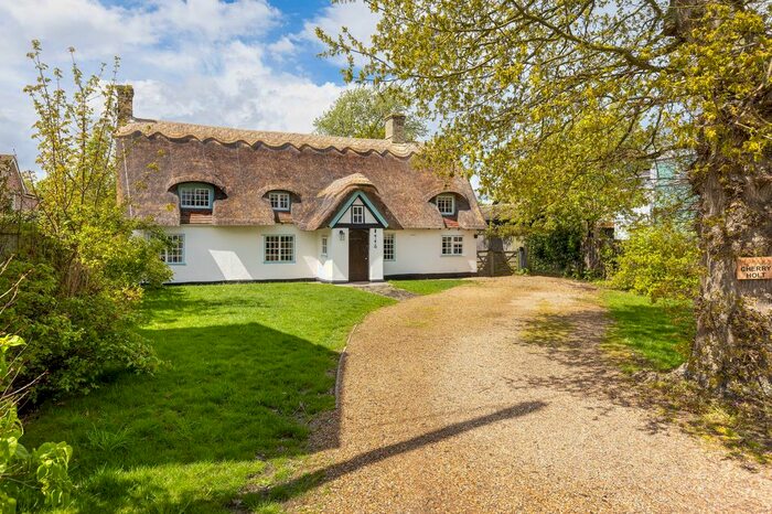 3 Bedroom Cottage For Sale In Potton Road, Guilden Morden, SG8