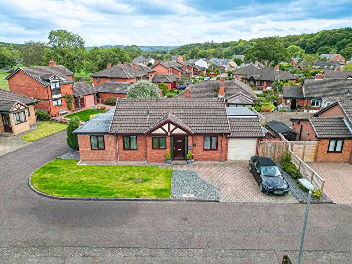 3 Bedroom Detached Bungalow For Sale In Forge Close, Blackhall Mill, Newcastle Upon Tyne, NE17