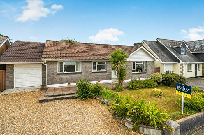 3 Bedroom Detached Bungalow For Sale In Caradon View, St. Cleer, Liskeard, Cornwall, PL14