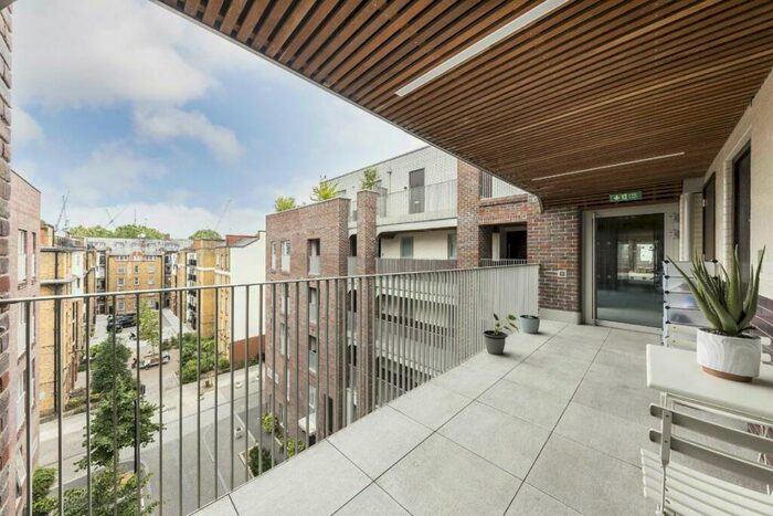 2 Bedroom Flat To Rent In Baldwins Gardens, Holborn, EC1N