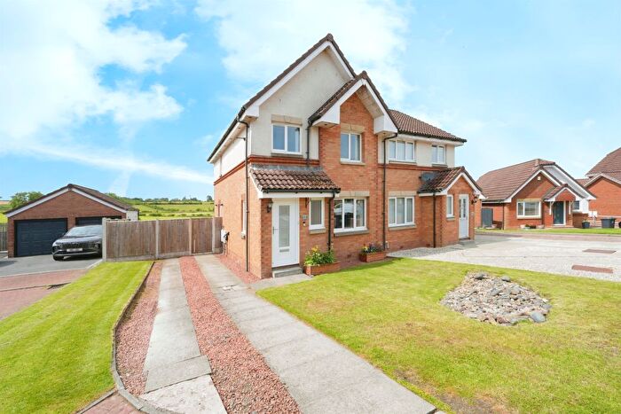 3 Bedroom Semi-Detached House For Sale In Woodgreen Wynd, Whitehirst Park, Kilwinning, KA13