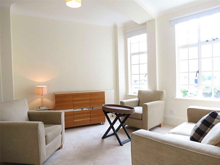 2 Bedroom Flat To Rent In Strathmore Court, Park Road, St Johns Wood, London, NW8