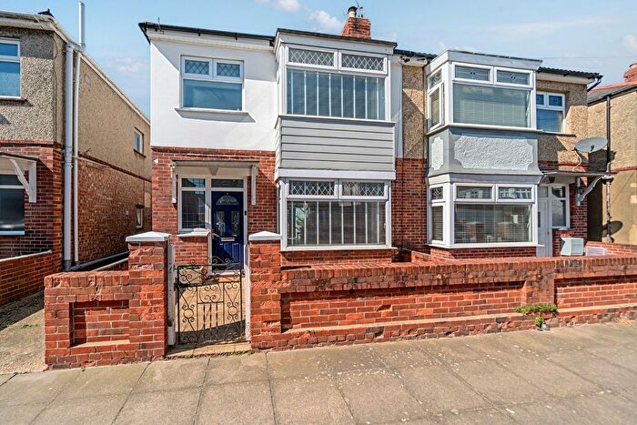 3 Bedroom Semi-detached House For Sale In Randolph Road, Portsmouth, Hampshire, PO2