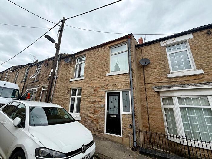 3 Bedroom Semi-Detached House To Rent In Wilson Street, Crook, DL15