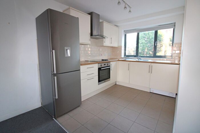 2 Bedroom Flat For Sale In Castle Road, Kidderminster, DY11